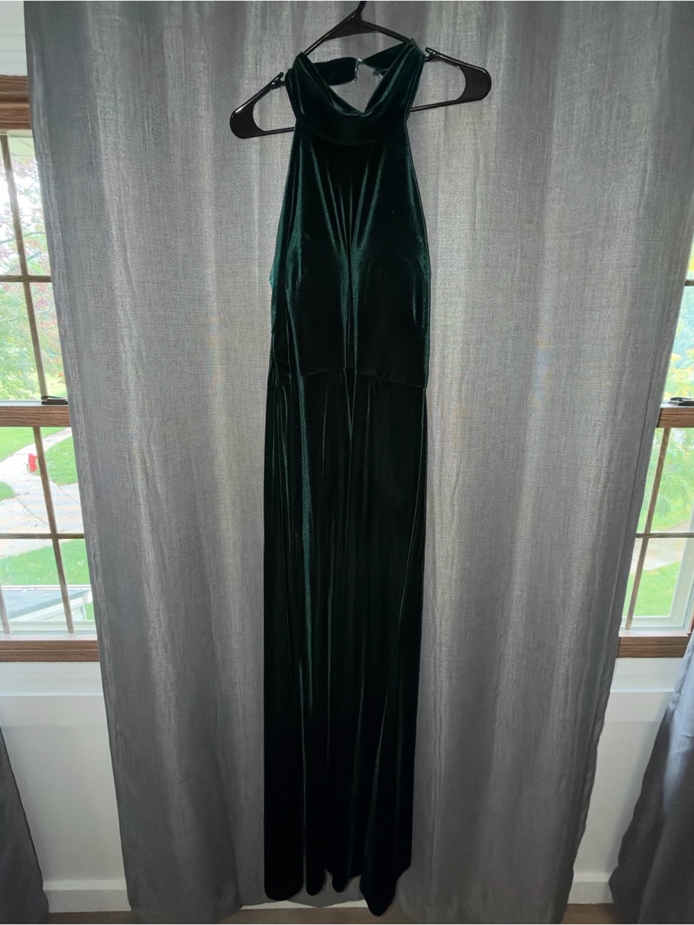 Jenny Yoo Emerald Green Halter Velvet Evening Gown - Picture 4 of 8